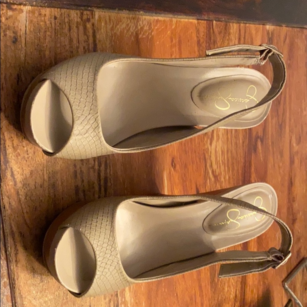 Jessica Simpson wedges Size 8M
